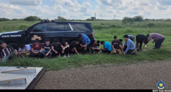 16 immigranten gevonden in nepmuur in trailer in Zuid-Texas