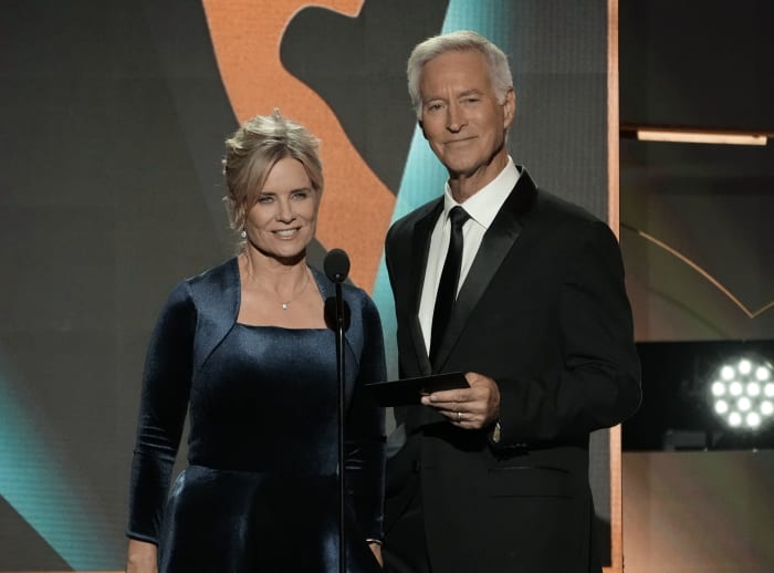 Drake Hogestyn, de ster van 'Days of Our Lives', sterft op 70-jarige leeftijd