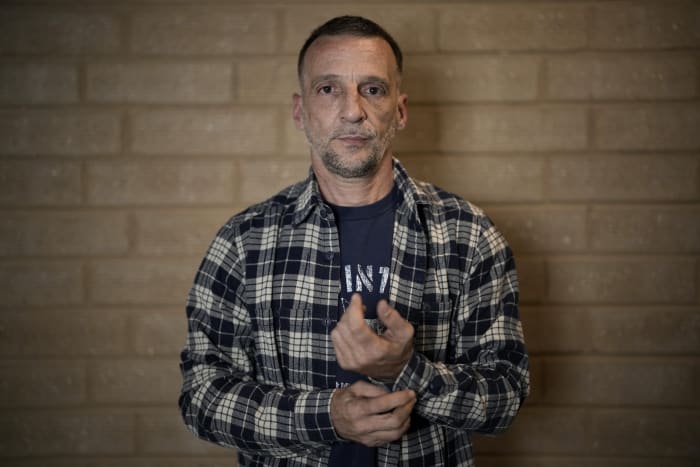 Franse cultfilm 'La Haine' keert terug als hiphopmusical terwijl spanningen in arme buitenwijken aanhouden