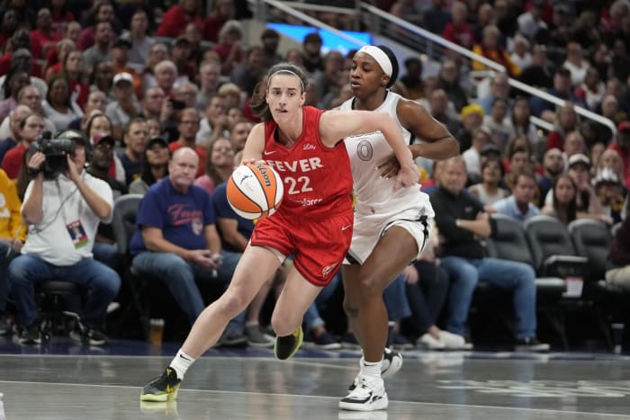 Indiana Fever-ster Caitlin Clark breekt het WNBA-seizoenrecord voor assists