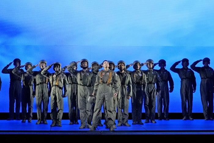 Jeanine Tesori is de eerste vrouwelijke componist die het seizoen van de Met Opera opent met een herwerkte versie van `Grounded'