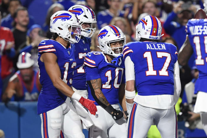 Josh Allen gooit vier TD-passes en de Bills rollen naar een 47-10 overwinning op de uiteenvallende Jaguars