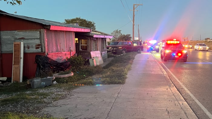 Man opgenomen in ziekenhuis, vrouw gewond bij steekpartij in Far East Side, zegt de politie van San Antonio
