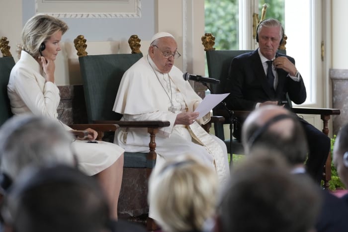 Paus krijgt gehoor van de Belgische koning en misbruikslachtoffers vanwege schandalen en het uitblijven van een reactie