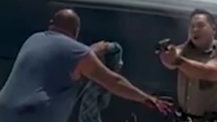 Texas DPS-agent verdedigt acties in dodelijke Converse-schietpartij in onrechtmatige doodzaak