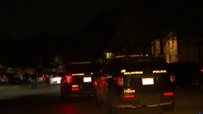 Twee mannen gewond bij ruzie die leidde tot schietpartij in appartementencomplex aan de Northeast Side