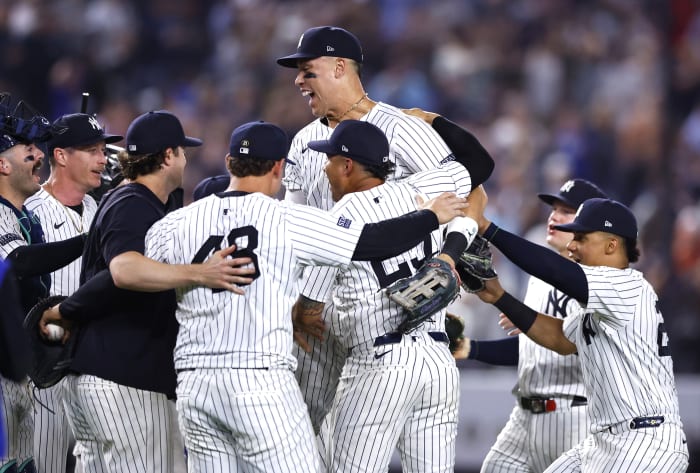Yankees winnen AL East-titel met 10-1 overwinning op Orioles achter Judge, Stanton en Cole