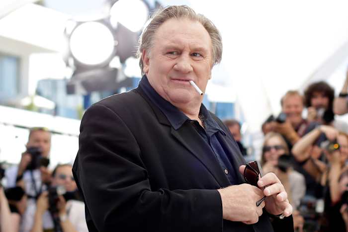 Acteur Gérard Depardieu zal voor de rechtbank in Parijs verschijnen op beschuldiging van seksueel misbruik