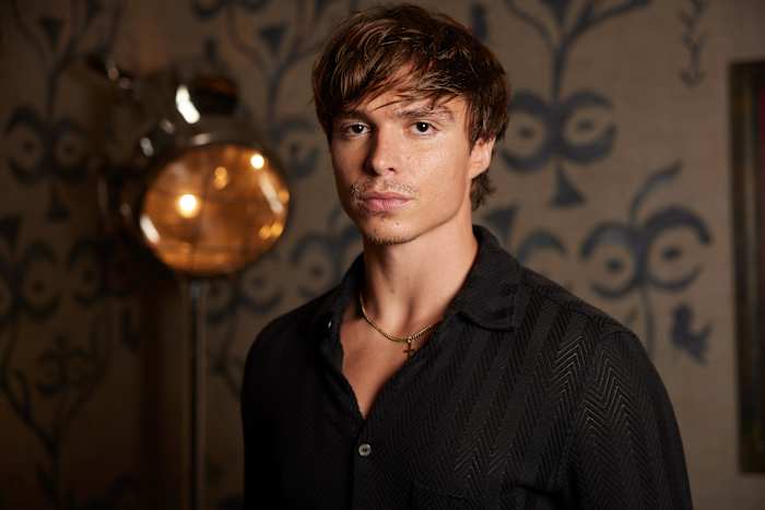 BESTAND - Acteur Nicholas Alexander Chavez poseert voor een portret op maandag 23 september 2024 in New York. (Foto door Matt Licari/Invision/AP, Bestand)