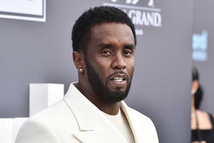 BESTAND - Muziekmagnaat en ondernemer Sean "Diddy" Combs arriveert bij de Billboard Music Awards, 15 mei 2022, in Las Vegas. (Foto door Jordan Strauss/Invision/AP, bestand)