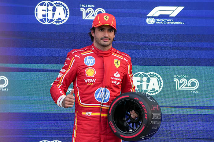 Carlos Sainz Jr. zet Ferrari op de pole in Mexico-Stad terwijl het ellendige seizoen van Perez voortduurt