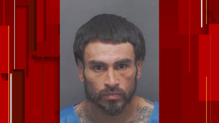 Daniel Gonzalez werd beschuldigd van moord in verband met een fatale schietpartij op Victoria Plaza in blok 400 van Barrera op 4 oktober.