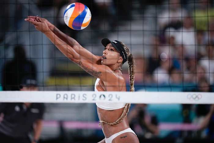 De AVP beachvolleybaltour kent nu teamplay. Maar wordt het een (Dallas) droom of (Miami) chaos?
