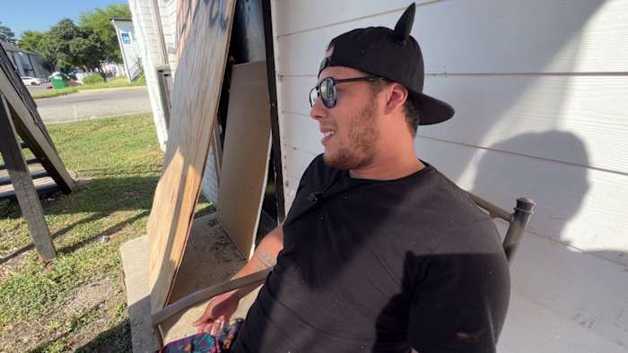 De huurder van Palatia Apartment zegt dat oplichters valse huurovereenkomsten hebben verstrekt aan onwetende immigranten