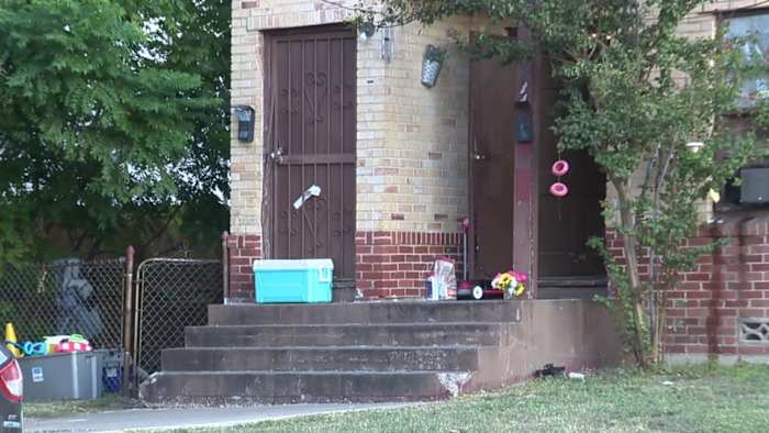 De politie is nog steeds op zoek naar één verdachte in verband met de misdaden