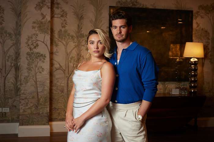 Florence Pugh, links, en Andrew Garfield poseren voor een portret om de film te promoten "Wij leven in de tijd" op dinsdag 10 september 2024 in New York. (Foto door Matt Licari/Invision/AP)