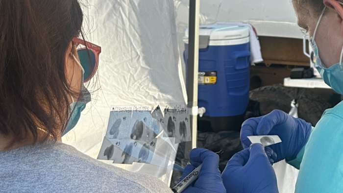 Geleerden van de staat Texas hebben meer dan 150 onbekende menselijke resten geïdentificeerd om hun families na jaren wachten te kunnen sluiten.