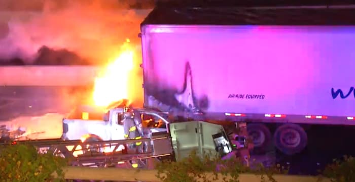 Het ongeval vond rond 23.15 uur plaats op de Interstate 35 nabij O'Connor Road aan de noordoostkant.