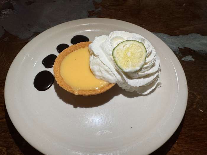 Lokaal restaurant draagt ​​bij aan de hulpverlening bij orkaan