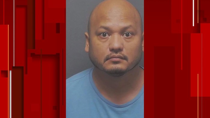 Op 27 september werd de 42-jarige Yorllin Hernandez op de Jordan Intermediate school door de politie van Cibolo gearresteerd wegens twee gevallen van verwonding van een kind, derdegraads misdrijven, bevestigde de politie van Schertz.