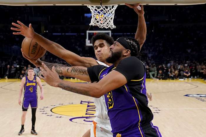 Redick's plan om Davis een grotere rol te geven heeft geleid tot een 2-0 start voor Lakers