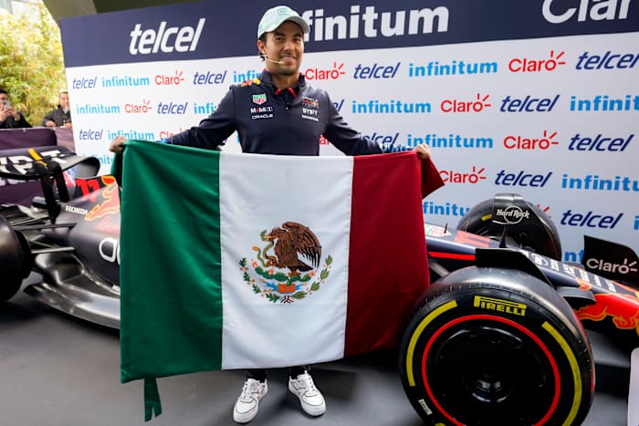 Sergio Perez geeft toe dat hij een 'verschrikkelijk seizoen' heeft en hoopt tijdens de thuisrace het F1-fortuin te kunnen verbeteren