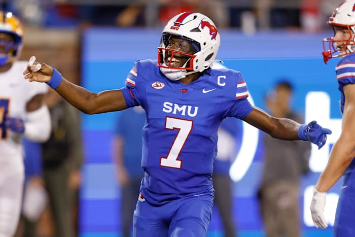 AP Top 25 extra punten: nr. 13 SMU's 5-0 start in ACC is de beste ooit voor een eerstejaars Power Four-team