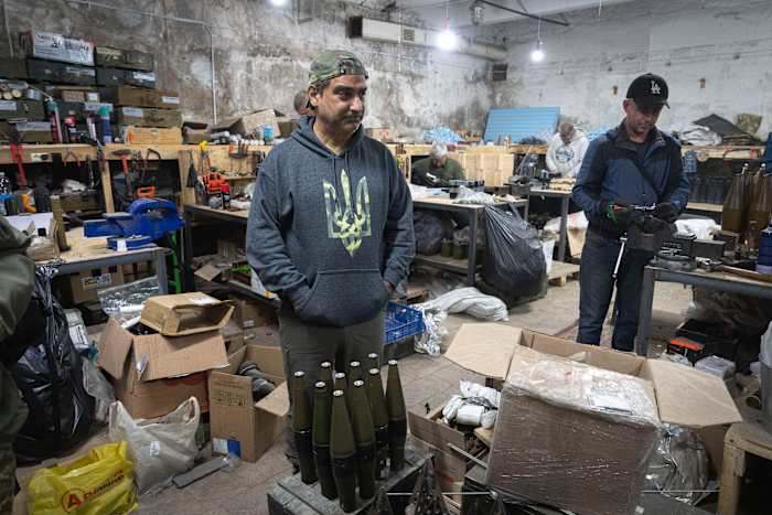 Amerikanen die de oorlogsinspanningen van Oekraïne helpen, zeggen dat de VS niet genoeg hebben gedaan