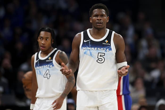 Anthony Edwards noemt zijn worstelende Timberwolves 'zacht' en 'gewoon een stel kleine kinderen'