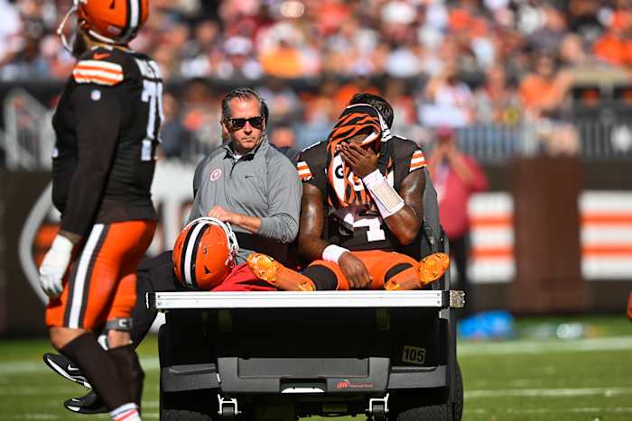 Browns GM zegt dat het mogelijk is dat QB Deshaun Watson weer voor het team zal spelen na een seizoensafhankelijke blessure