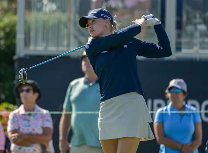 Charley Hull heeft net een overwinning achter de rug en heeft een gedeelde leiding op LPGA. Nelly Korda staat 2 achter