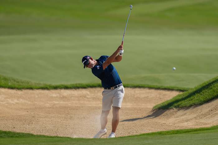 De laaggeplaatste Waring wint het Abu Dhabi-kampioenschap voor de grootste overwinning uit zijn carrière