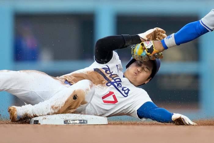 Dodgers rekenen er niet op dat Ohtani aan het begin van volgend seizoen zal gooien na een operatie aan de linkerschouder