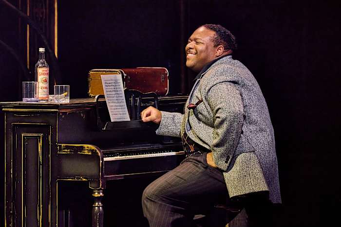 Een familielid van Louis Armstrong stapt op om het muziekicoon op Broadway te portretteren
