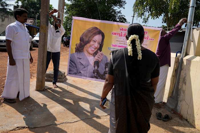 Een klein dorpje in India, waar Kamala Harris voorouderlijke wortels heeft, bidt voor haar overwinning