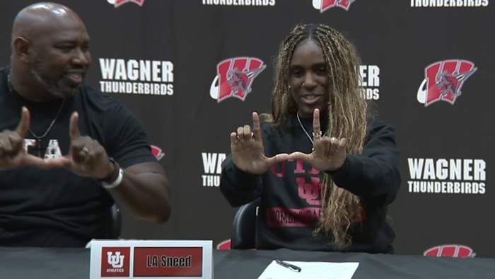 Enkele van de beste atleten van San Antonio maken hun collegiale keuzes officieel op de Nationale Ondertekeningsdag