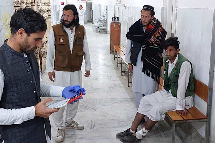 Gewapende mannen schieten op voertuigen met sjiieten in het noordwesten van Pakistan, waarbij minstens 42 doden vallen