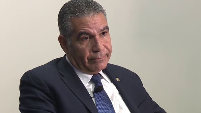 Het ISD-bestuur van San Antonio wijzigt de pensioencompensatie in het contract van hoofdinspecteur Aquino