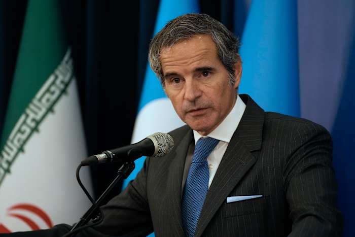 Het hoofd van de nucleaire waakhond van de VN bezoekt Iran nu de oorlogen in het Midden-Oosten en de terugkeer van Trump zorgen baren