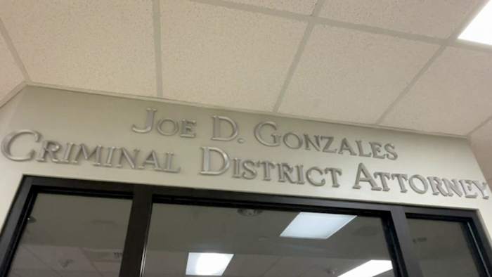 In Bexar County wachten meer dan 16.700 misdrijfzaken op aanklacht; De commissaris roept op tot dringende oplossingen