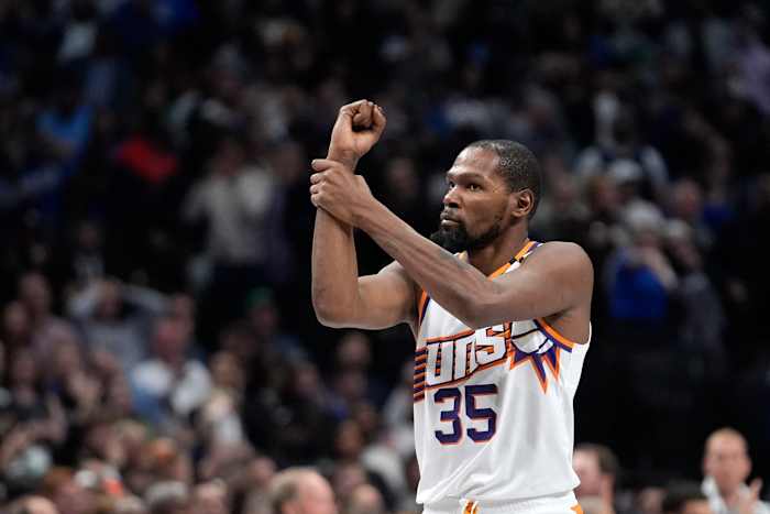 Jusuf Nurkic maakt vrije worp met nog 0,8 seconden te gaan en tilt Suns voorbij Mavs, 114-113