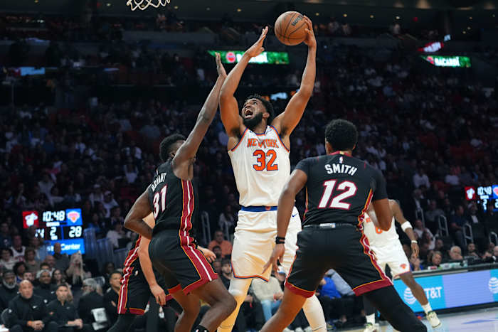 Karl-Anthony Towns scoort 44 punten, Knicks rally in de tweede helft en verslaat Heat met 116-107