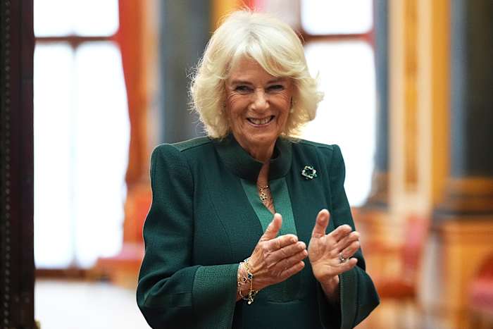 Koningin Camilla zal de Royal Variety Performance overslaan omdat ze herstelt van een borstinfectie