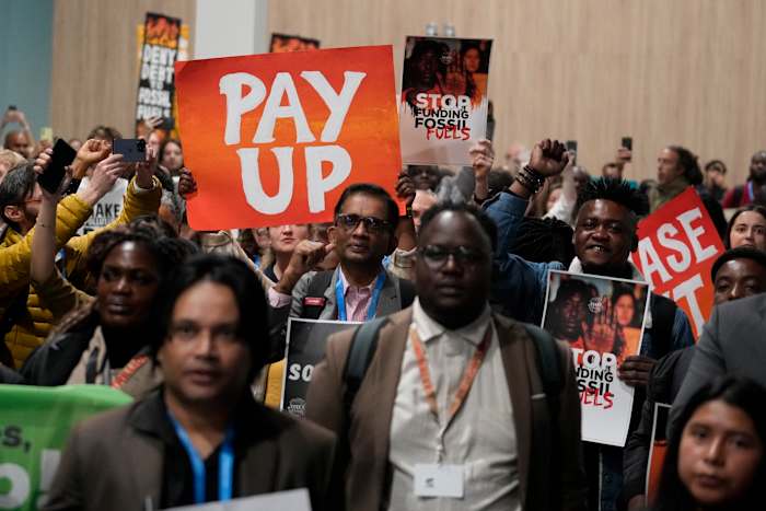 Nu de gesprekken in Baku halverwege zijn, zijn landen niet dichter bij een doel op het gebied van contant geld voor klimaatactie