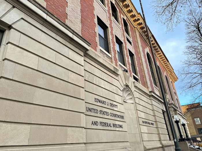 Overlevende van dodelijke tocht over de grens tussen Canada en de VS zal naar verwachting getuigen in het proces tegen mensensmokkel