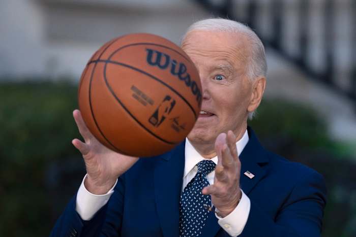President Biden verwelkomt NBA-kampioen Boston Celtics van 2024 in het Witte Huis