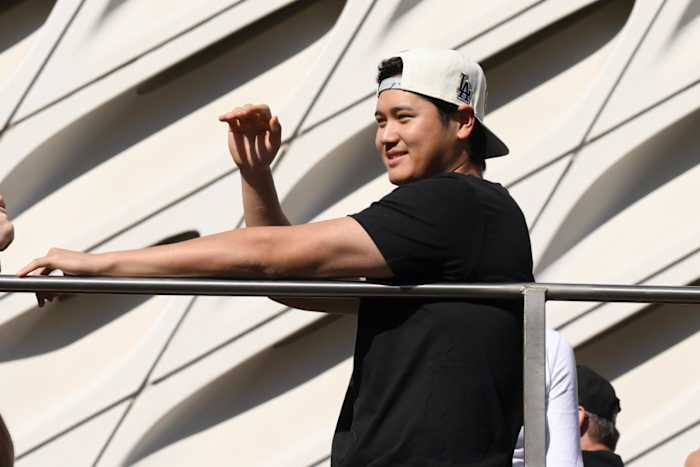Shohei Ohtani bevindt zich in een vroeg stadium van revalidatie van een schouderoperatie en hoopt klaar te zijn voor de openingsdag