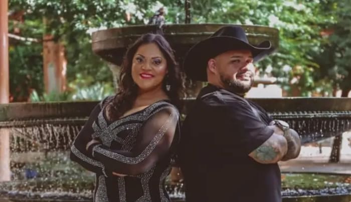 Twee komieken uit South Side presenteren de Tejano Music Awards 2024 in San Antonio