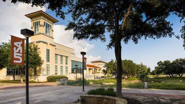 UTSA annuleert lessen vrijdag vanwege 'Bezinningsdag'