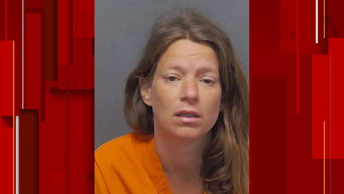 Vrouw liet pasgeboren baby in de steek, beschuldigd van het in gevaar brengen van kinderen, zegt SAPD